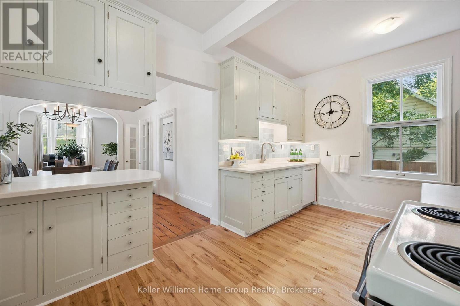 129 SUFFOLK STREET W - Image 17