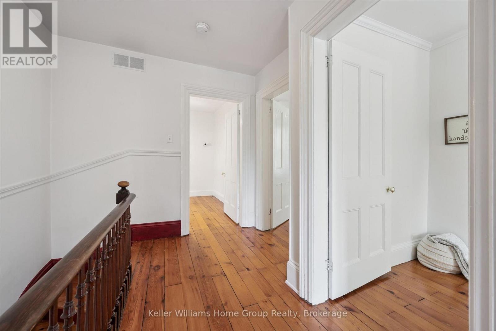 129 SUFFOLK STREET W - Image 25