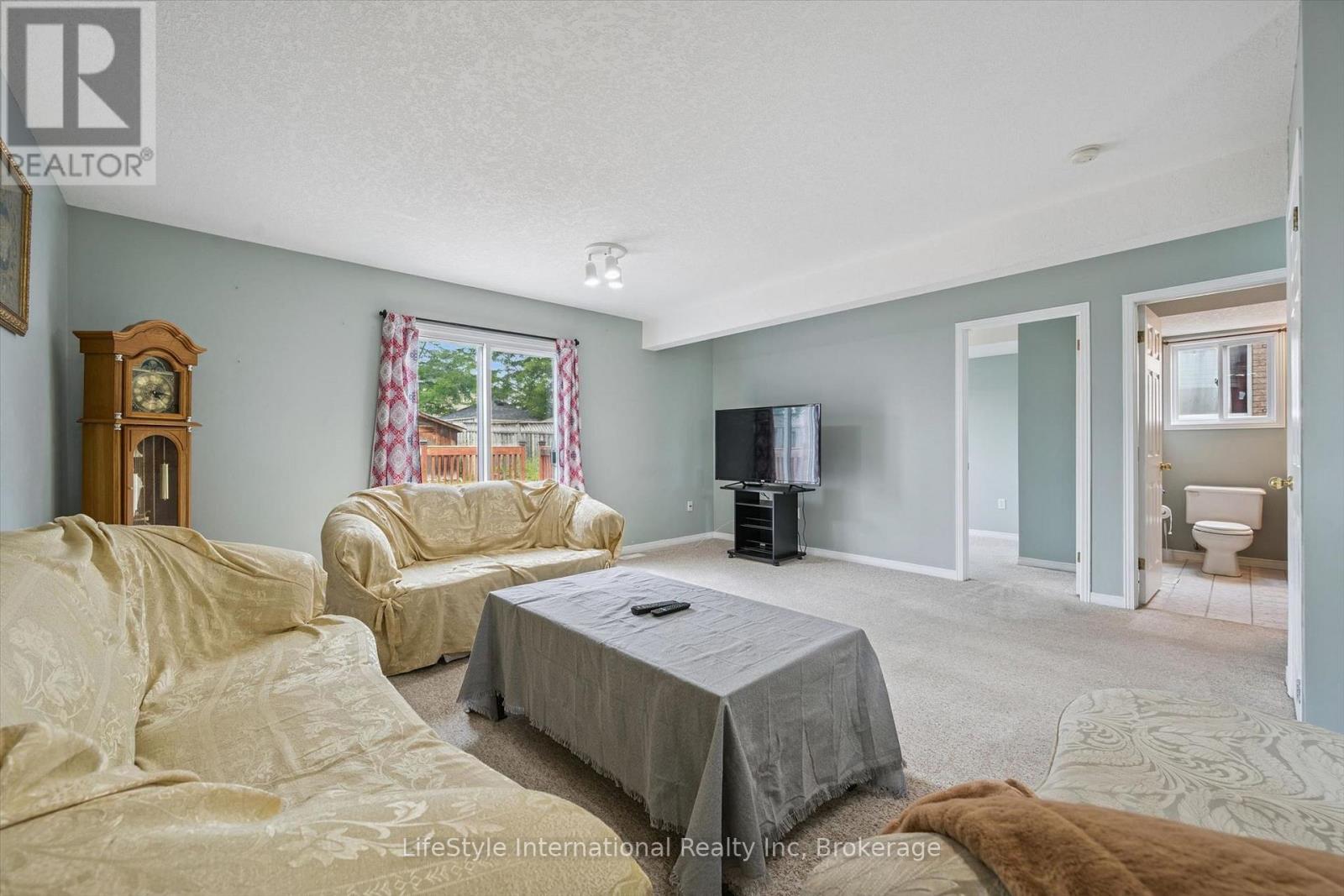 193 DEERPATH DRIVE - Image 19
