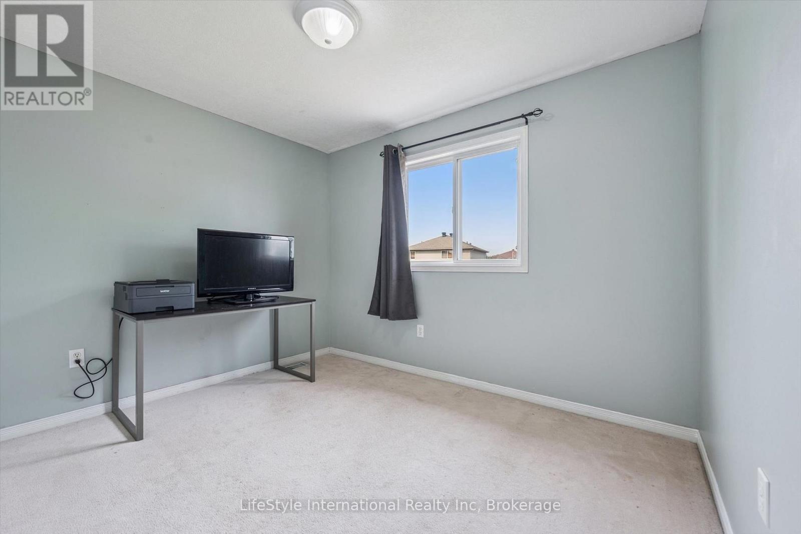 193 DEERPATH DRIVE - Image 25