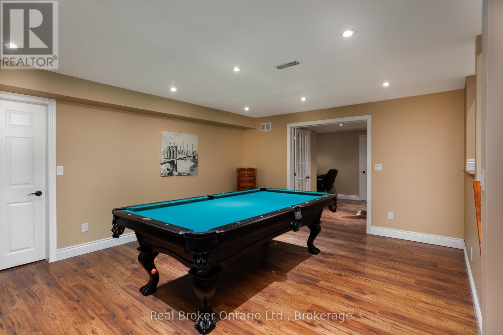 9 PAIGE COURT - Image 24
