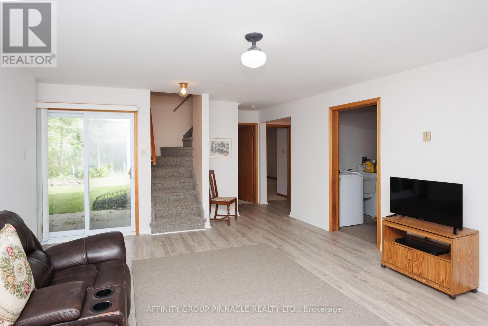 48 KENNEDY DRIVE - Image 22