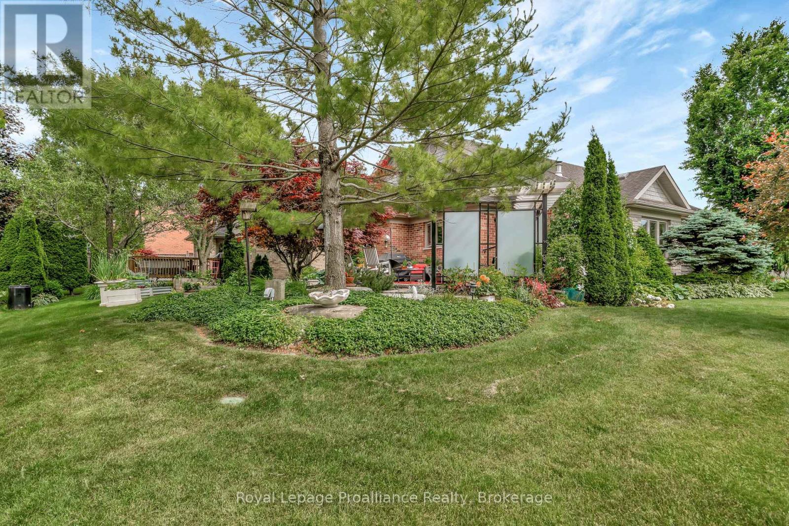 22 TRILLIUM COURT - Image 44