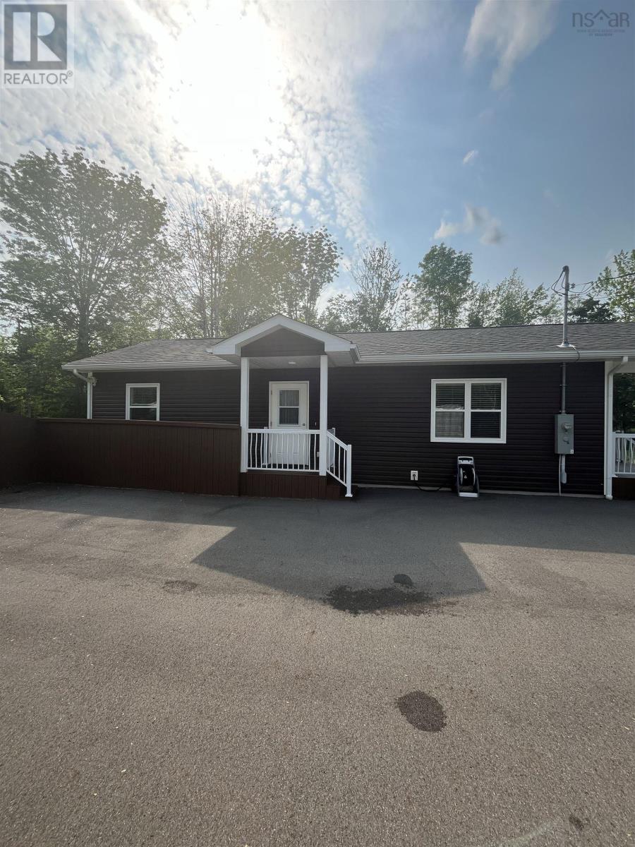 1902 Hardwood Hill Road