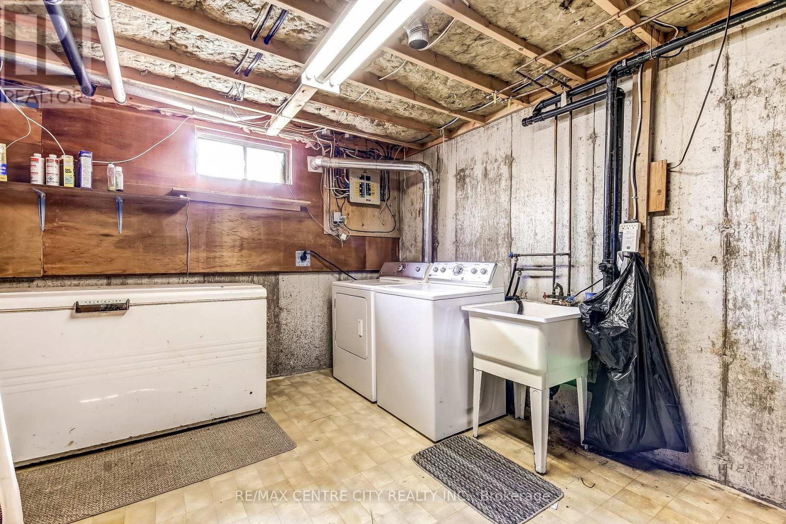 153 HIGHVIEW DRIVE - Image 16