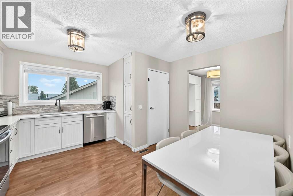 119 Maitland Rise NE - 11