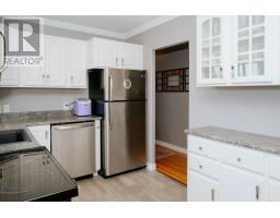 5 Alcock Crescent thumbnail 12