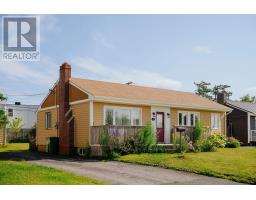 5 Alcock Crescent thumbnail 2