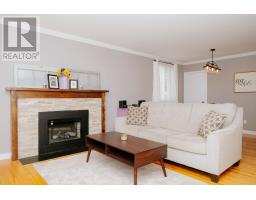 5 Alcock Crescent thumbnail 5