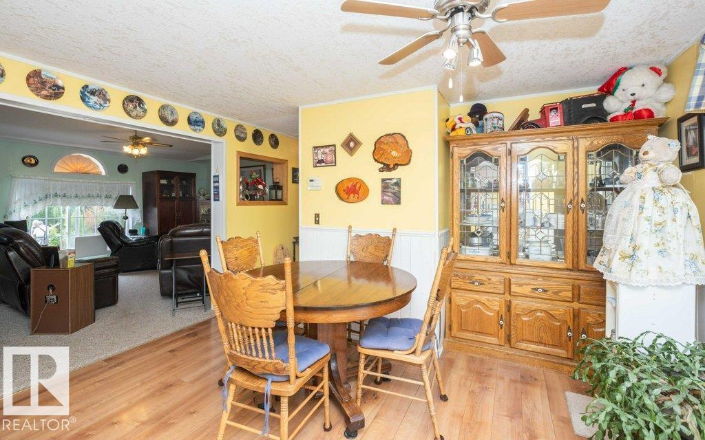 4903A 47 Avenue - Photo 45