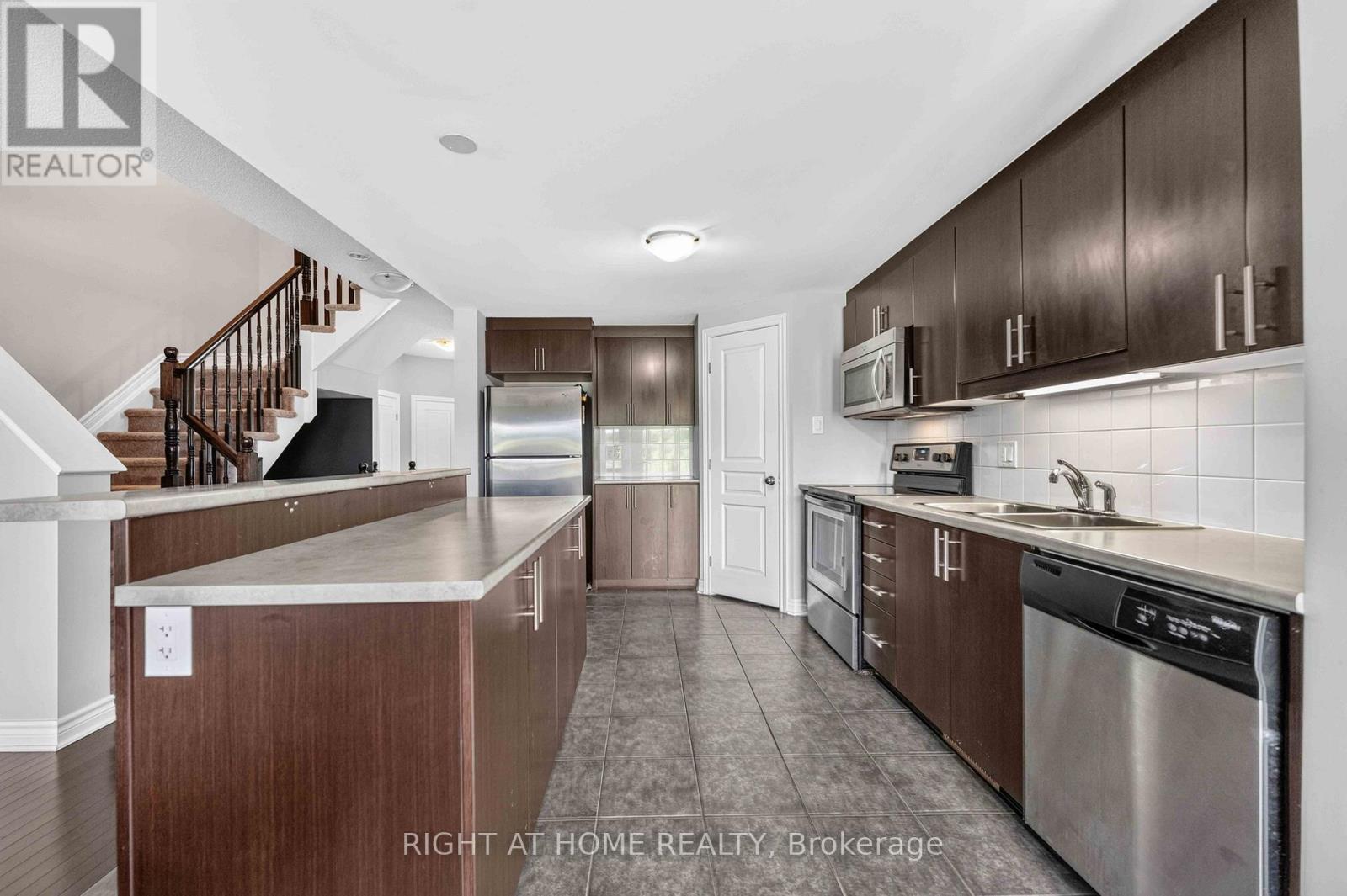 490 BARRICK HILL ROAD - 11