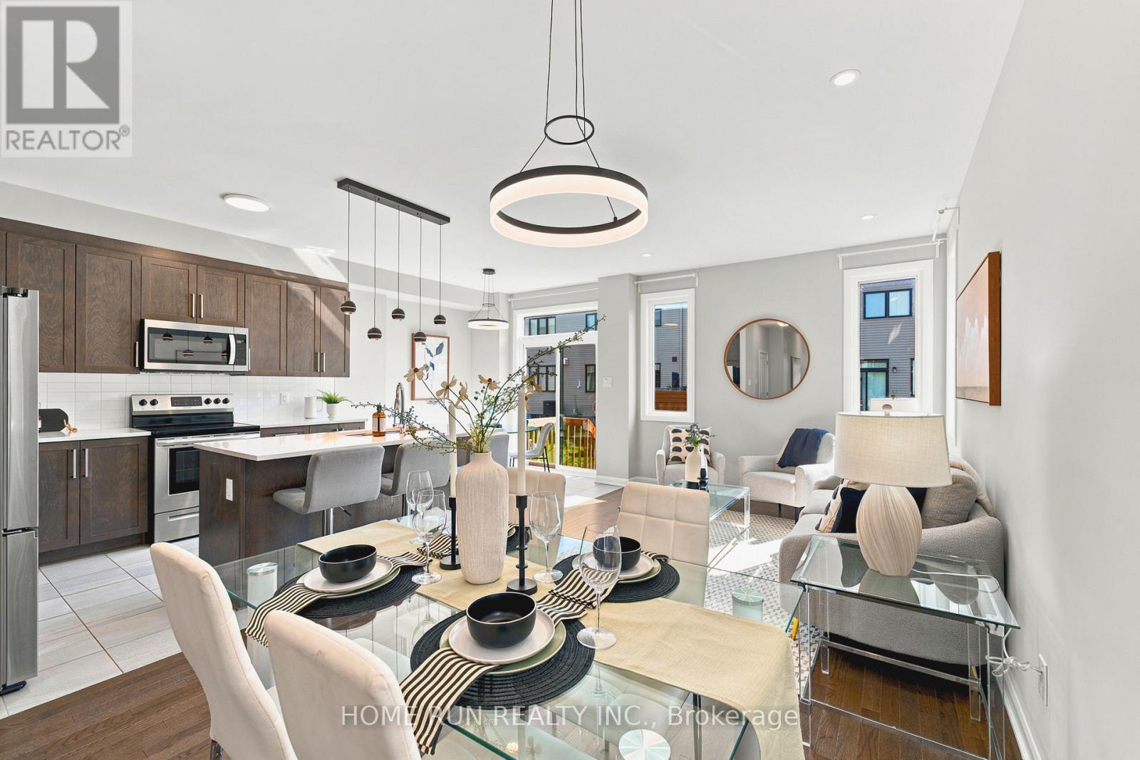 568 LILITH STREET - 11