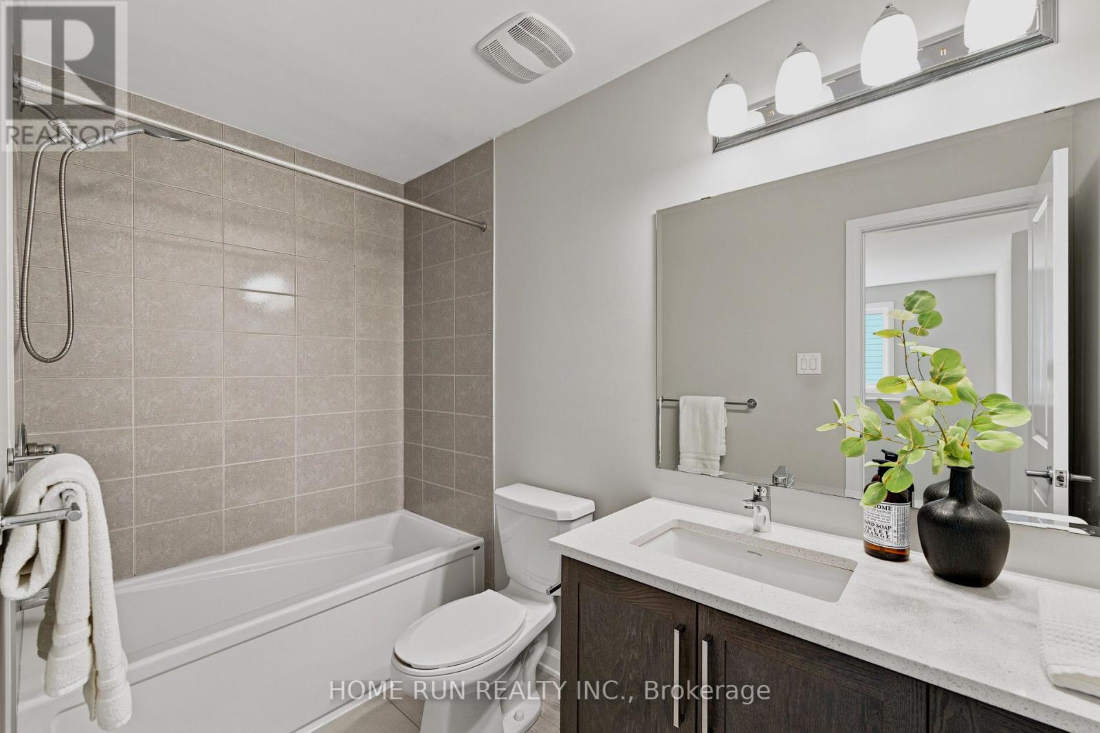 568 LILITH STREET - 32