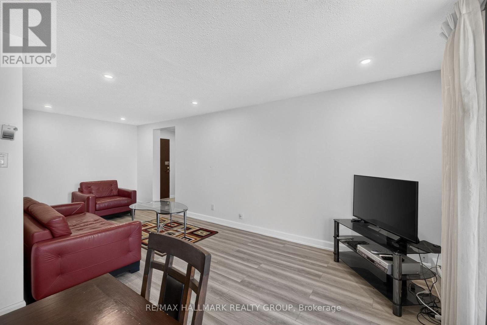 2 Bed, 1 Bath Apartment for Sale in Ottawa – 313 – 1505 BASELINE ROAD, Ottawa – MLS# X13675286 - Image 11