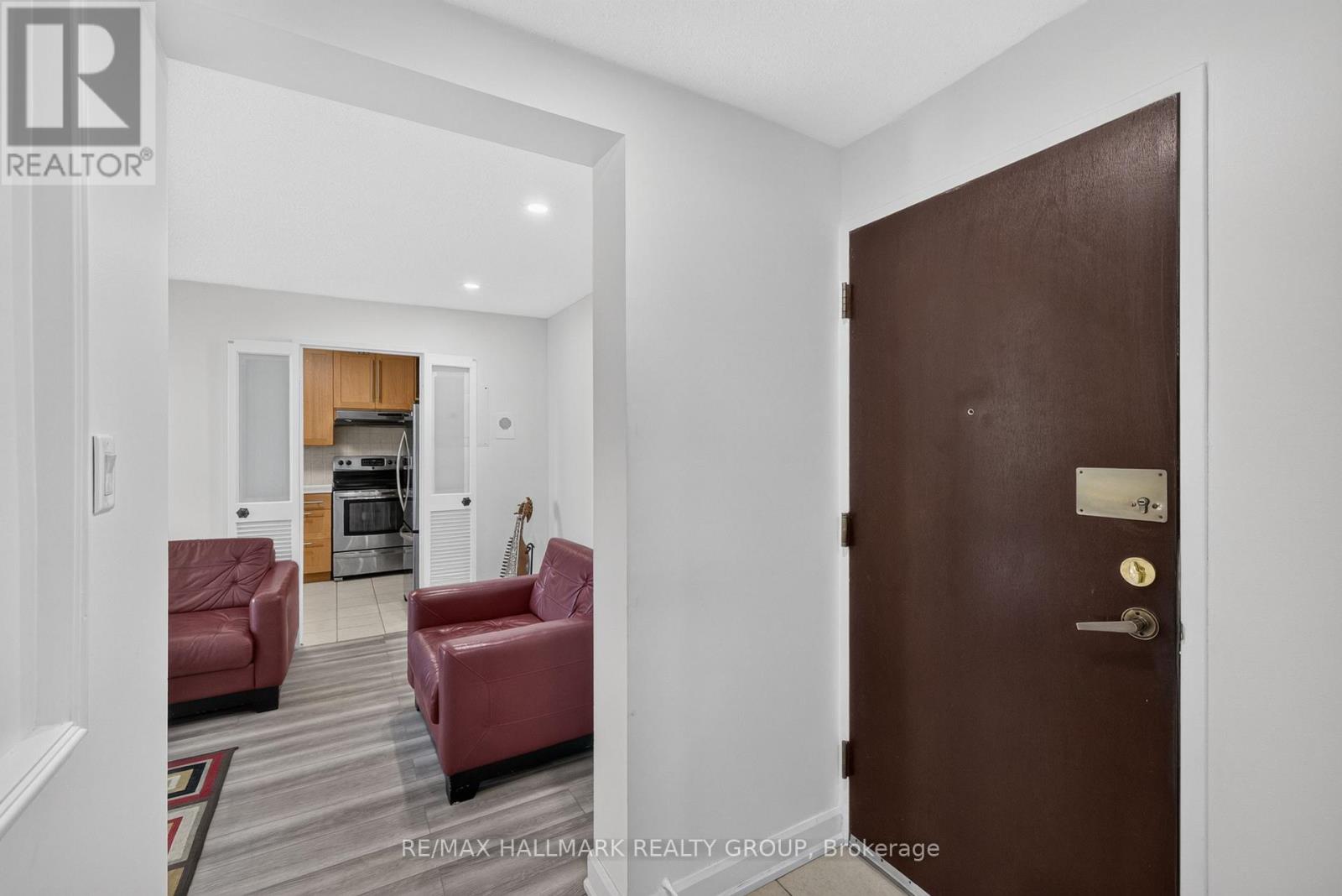 2 Bed, 1 Bath Apartment for Sale in Ottawa – 313 – 1505 BASELINE ROAD, Ottawa – MLS# X13675286 - Image 6