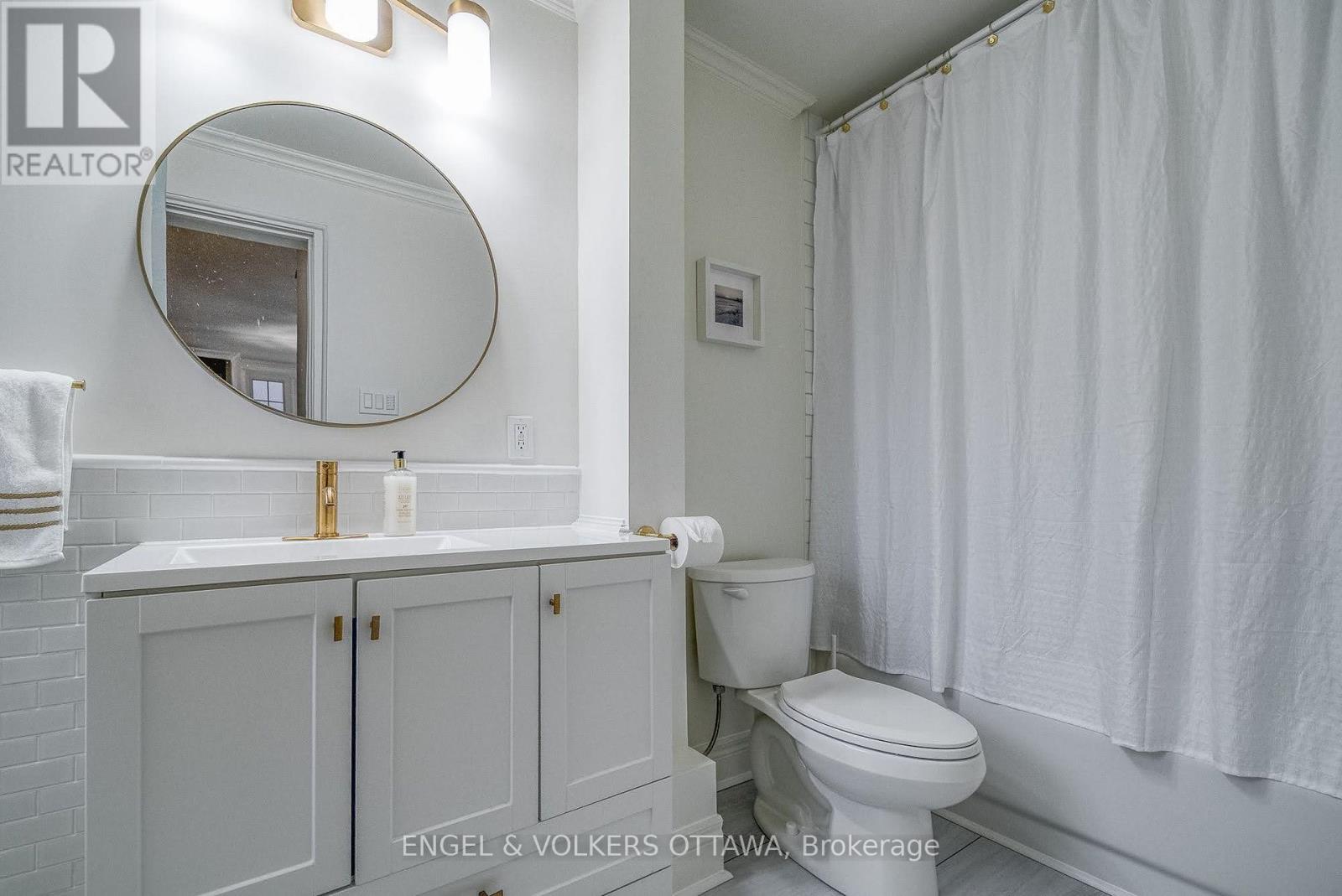 3 Bed, 1 Bath House for Sale in Ottawa – 379 MADISON AVENUE, Ottawa – MLS# X13675294 - Image 12