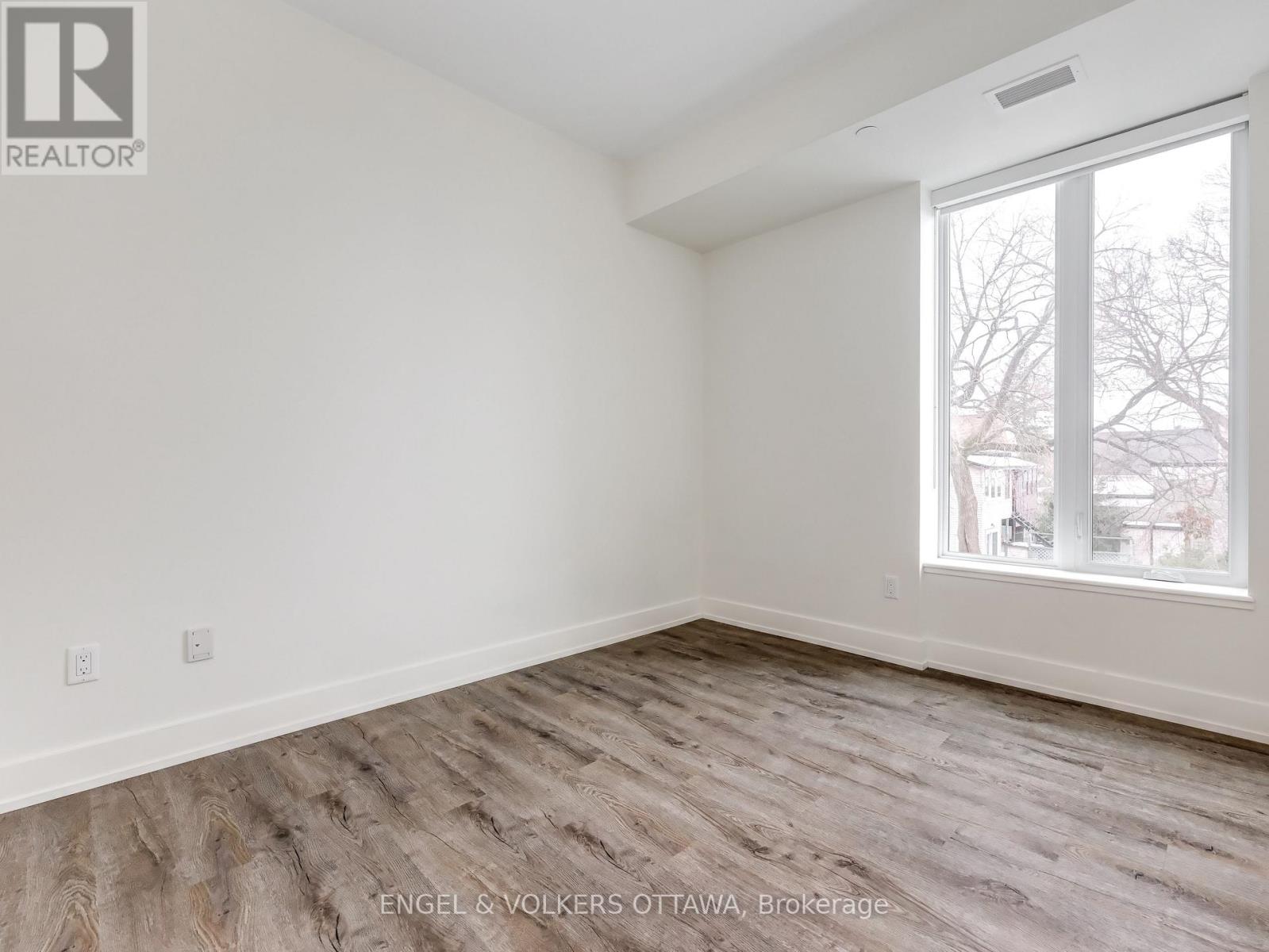 2 Bed, 2 Bath Multi-Family for Rent in Ottawa – 107 – 280 CRICHTON STREET, Ottawa – MLS# X13675326 - Image 23