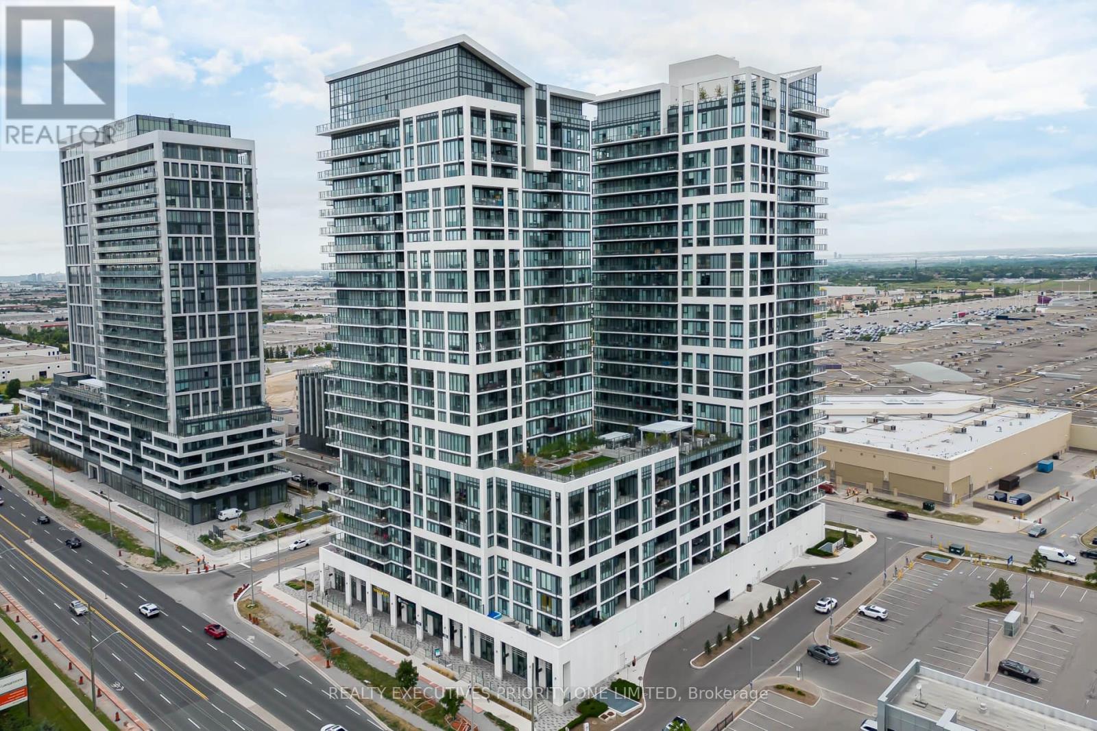 Photo of 9000 Jane Street