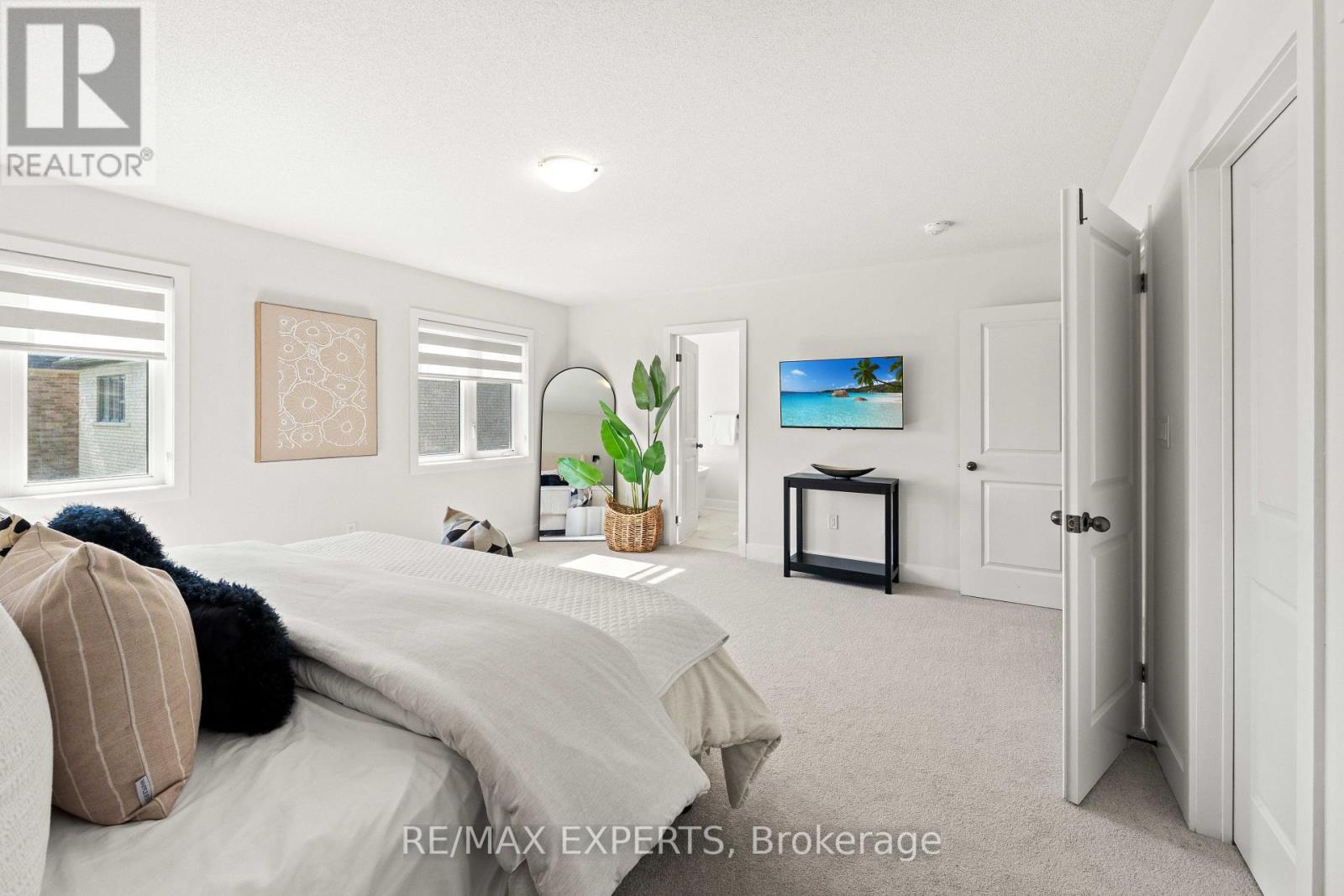 10 LAWRENCE D. PRIDHAM AVENUE - Image 21