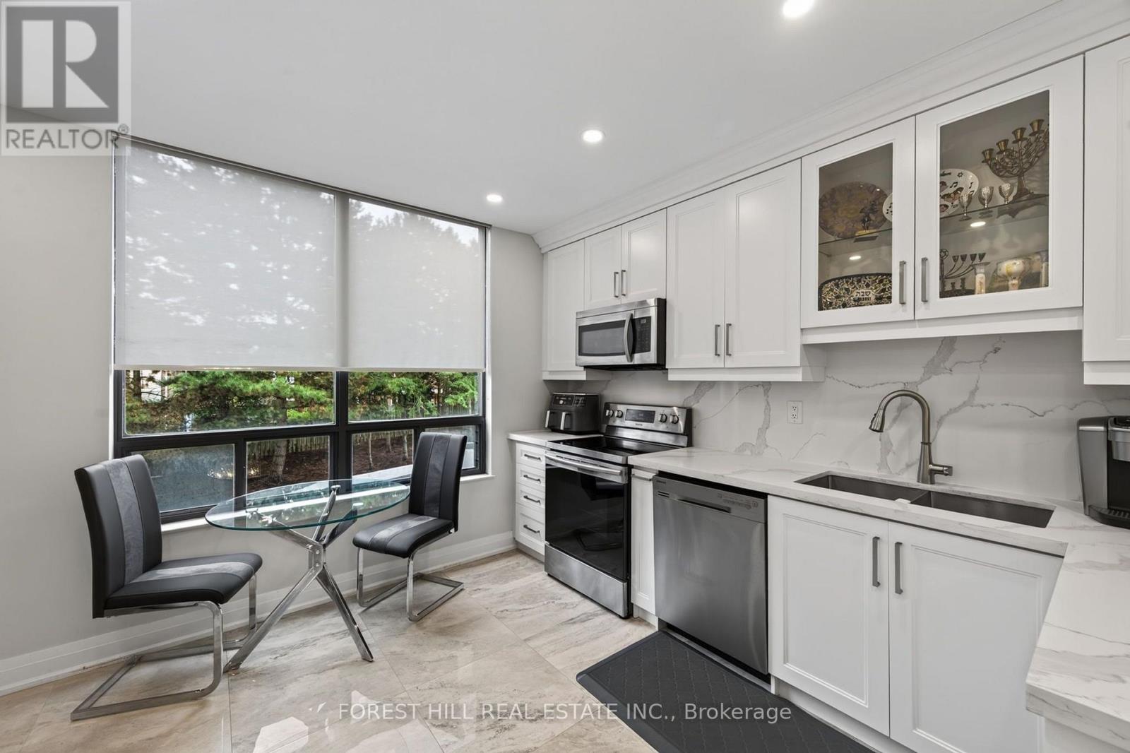 #301 333 CLARK AVENUE W - 17