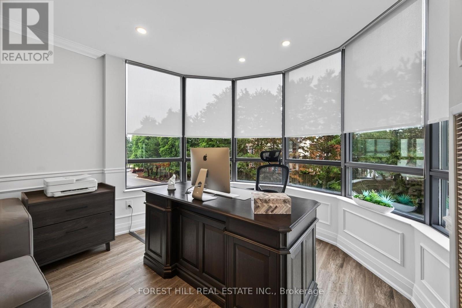 #301 333 CLARK AVENUE W - 7