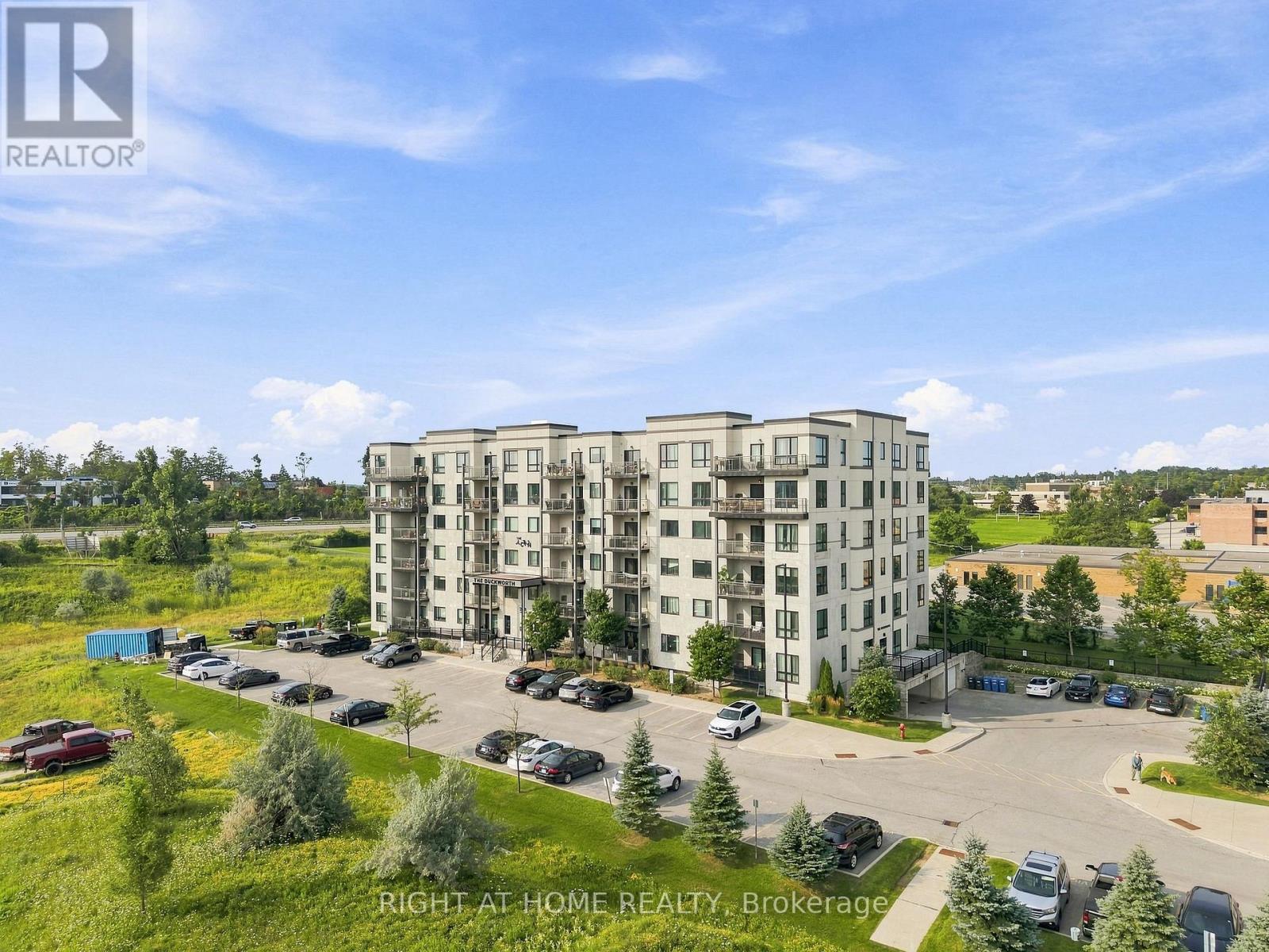 ##106 299 CUNDLES ROAD E - Image 39