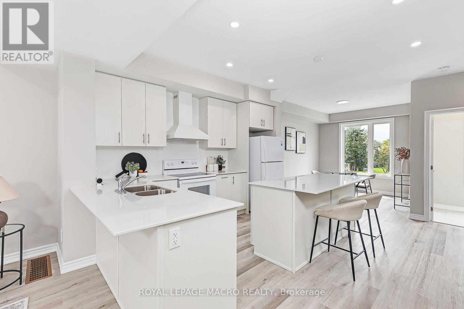 #1 33 DAWSON DRIVE - Image 16
