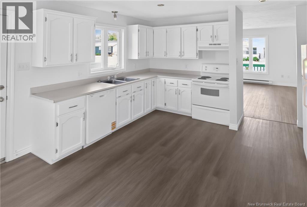 32 Milroth Avenue - 10