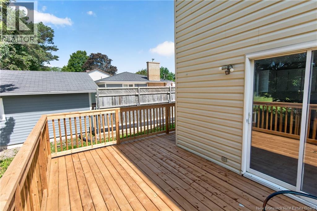 32 Milroth Avenue - 26