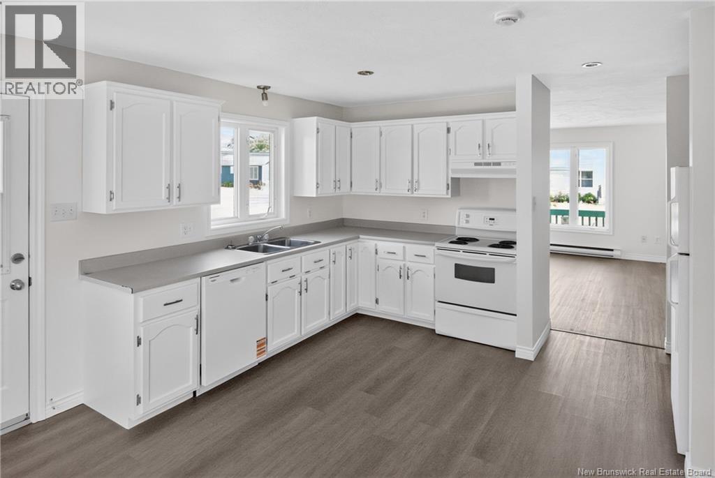 32 Milroth Avenue - 31
