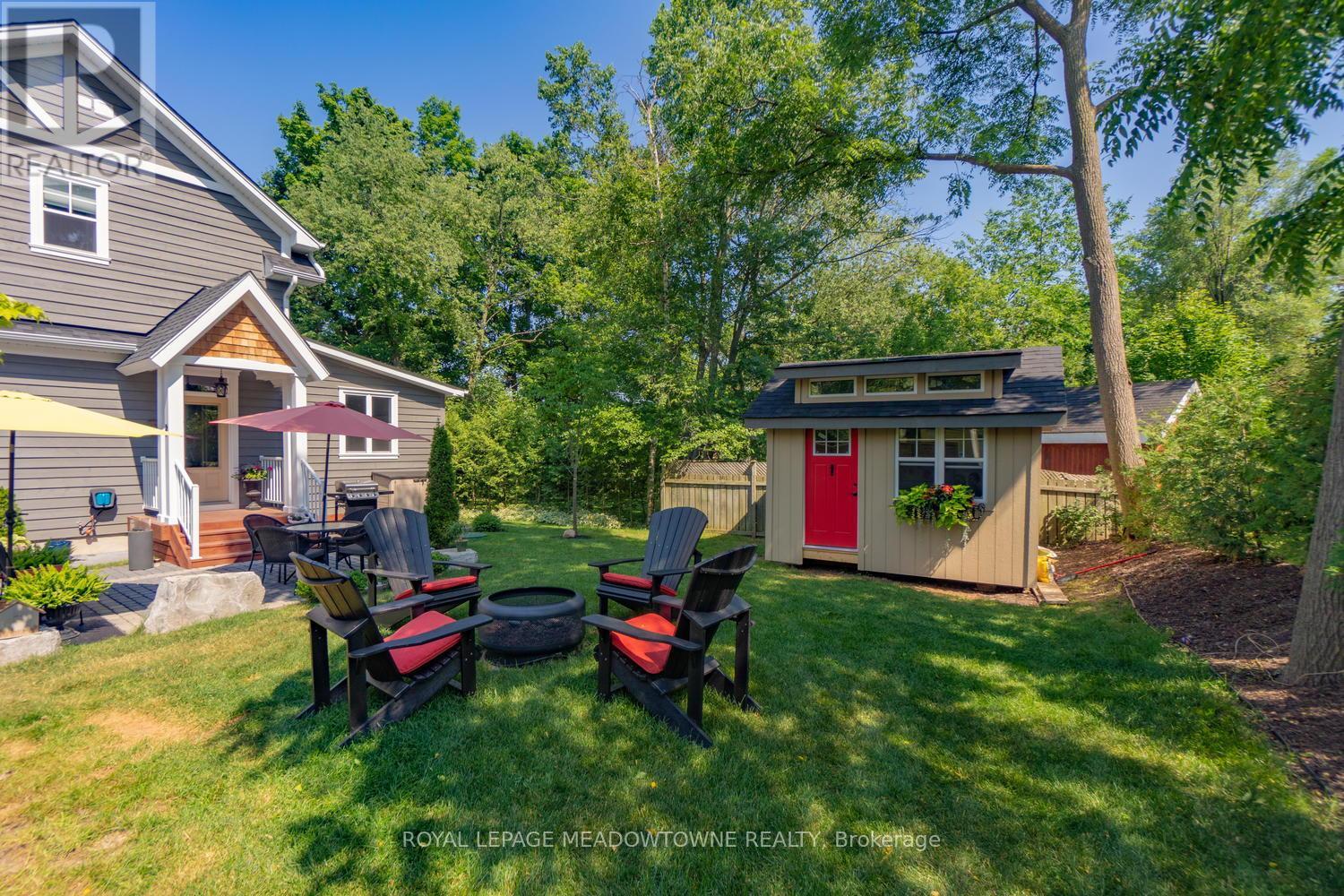 2 BENNETT PLACE - 30