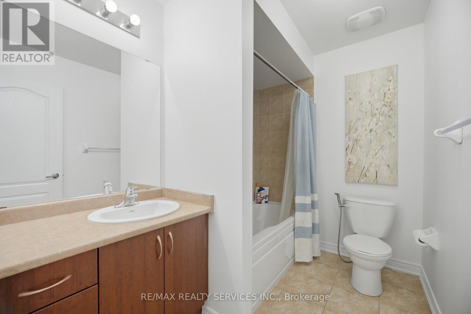 18 SEEDLAND CRESCENT - Image 32