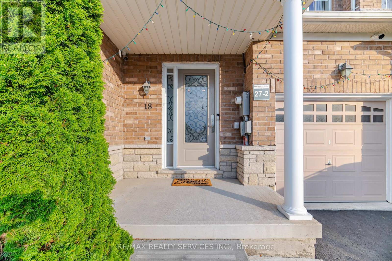 18 SEEDLAND CRESCENT - 4