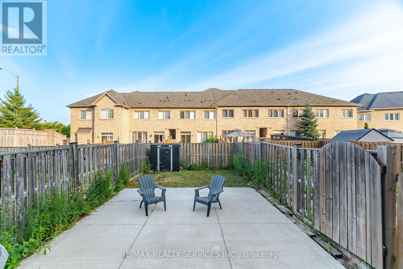 18 SEEDLAND CRESCENT - 42