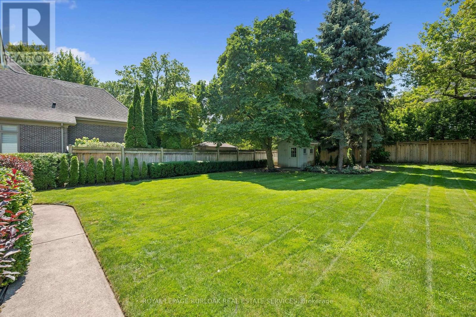 138 APPLEBY PLACE - 33