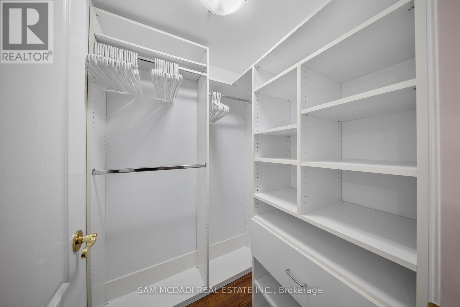 #1107 350 PRINCESS ROYAL DRIVE - Image 30