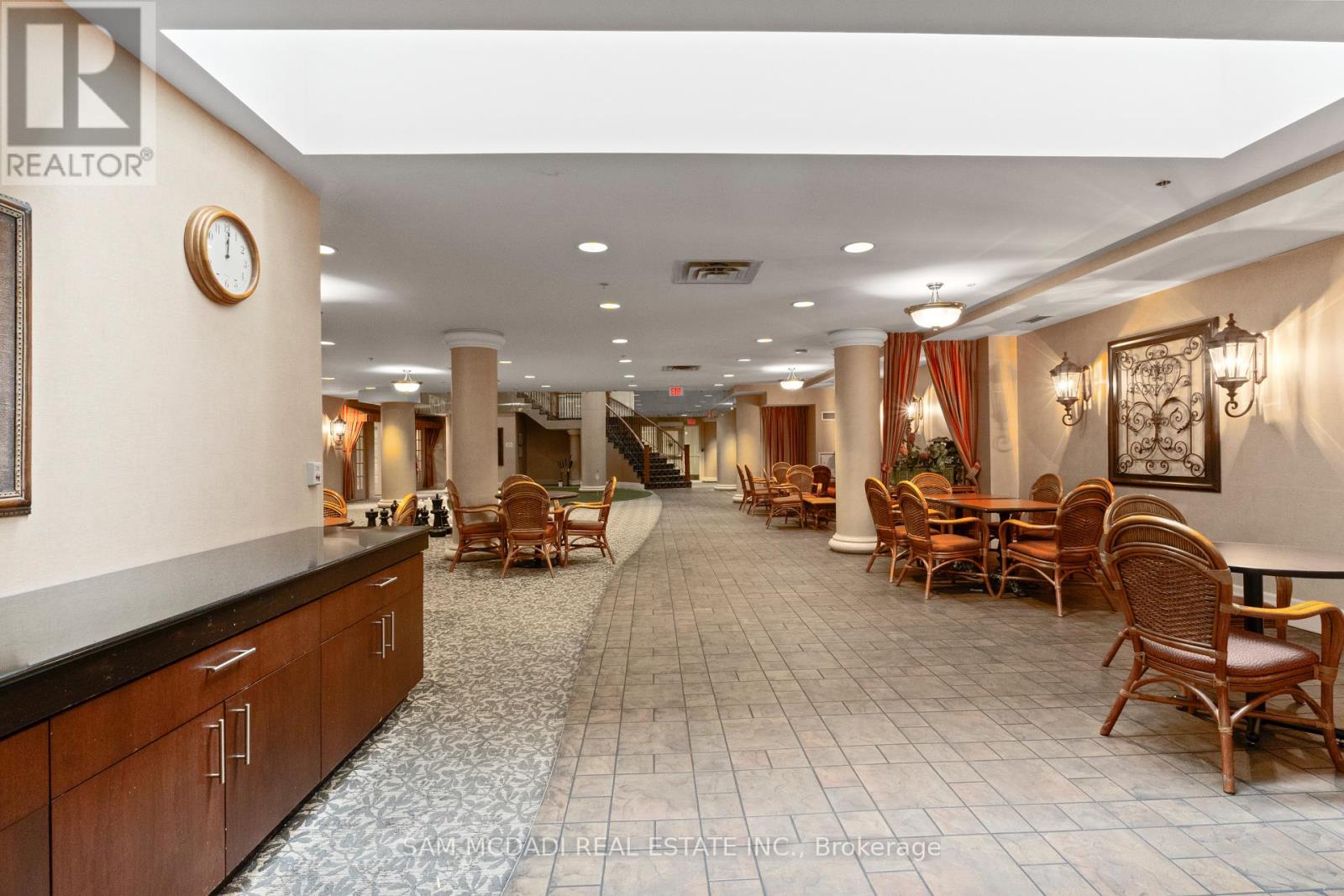 #1107 350 PRINCESS ROYAL DRIVE - Image 33