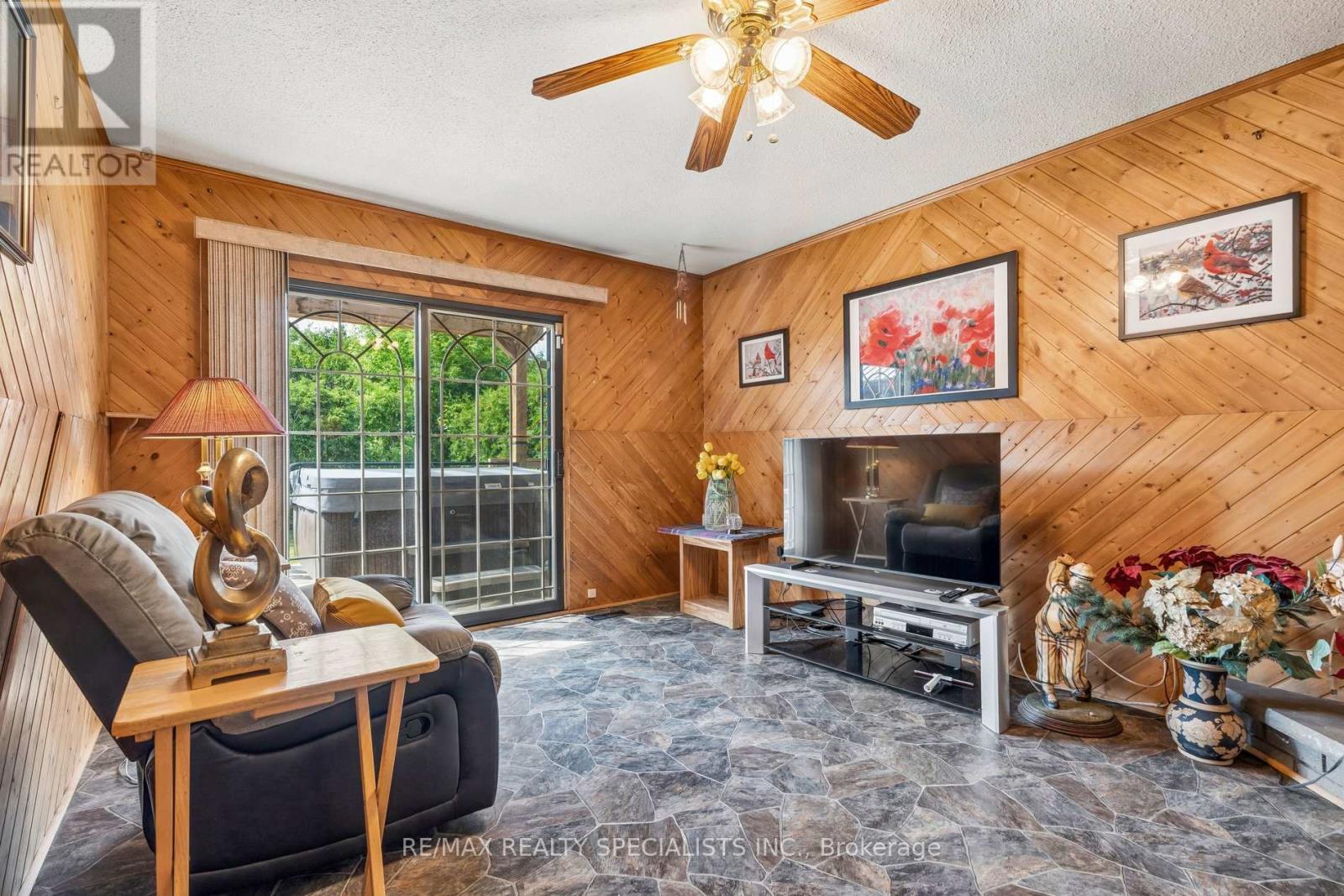 46 LINKDALE ROAD - 17