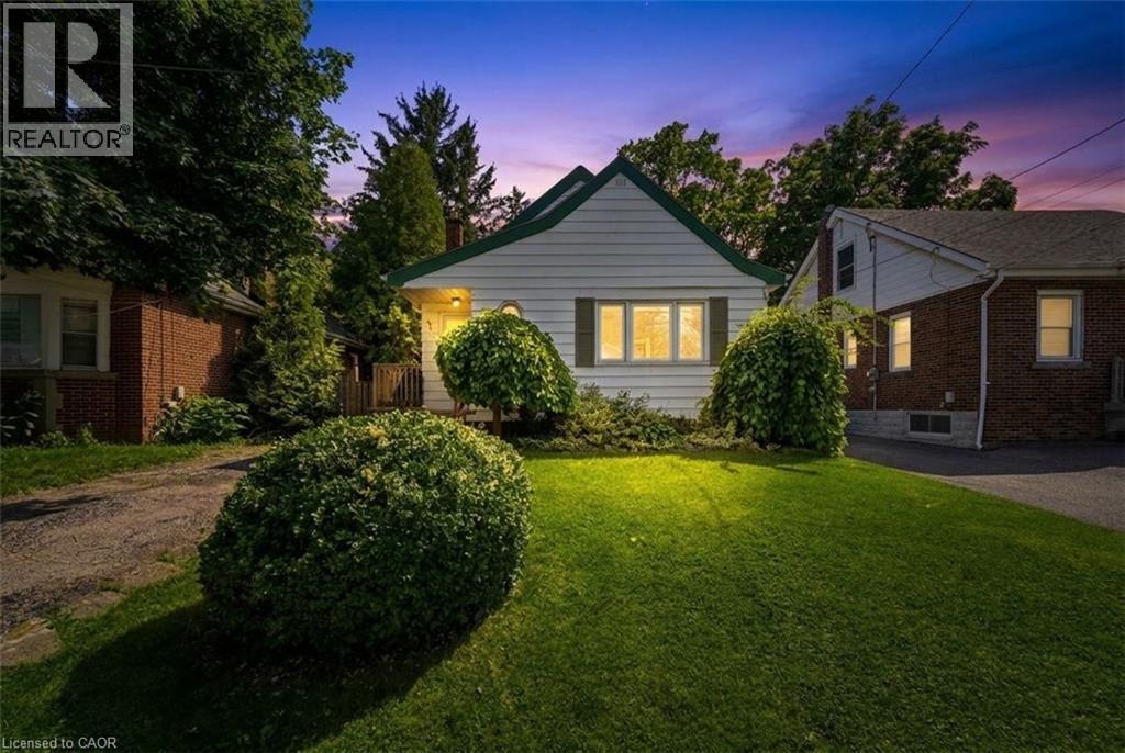 61 GLENMOUNT Avenue - 1