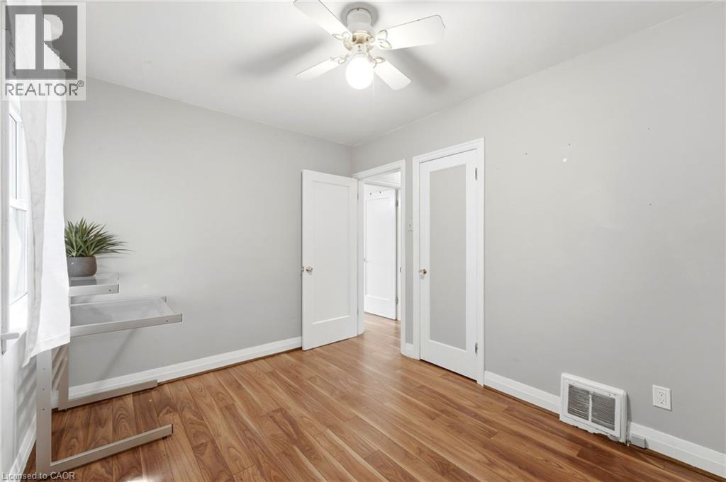 61 GLENMOUNT Avenue - 20