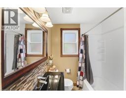 61 Glenmount Avenue, Hamilton, ON L8S2L3 Photo 15