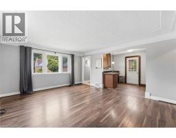 Eat in kitchen - 61 Glenmount Avenue, Hamilton, ON L8S2L3 Photo 9