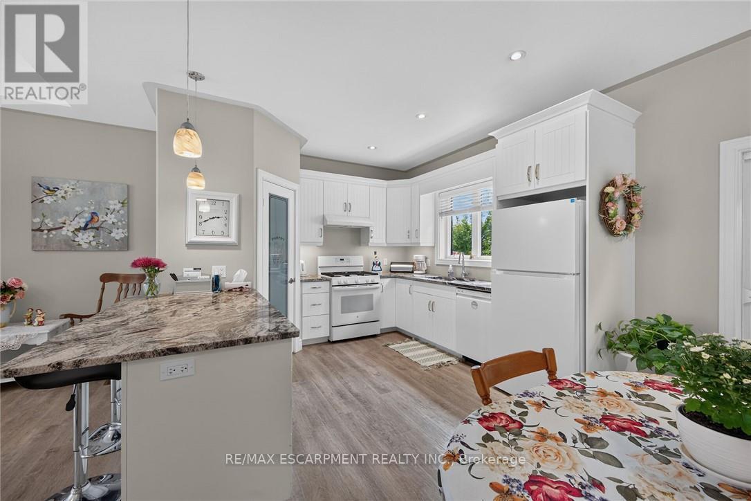 26 STONEBRIDGE PLACE - 13