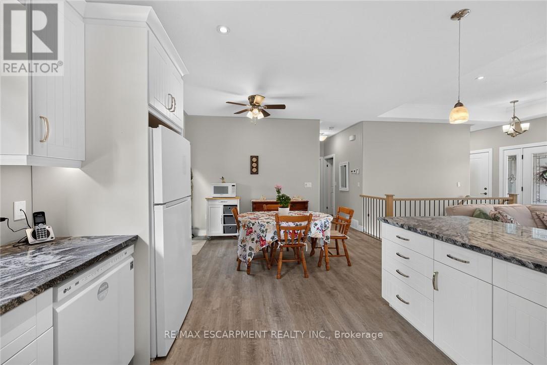 26 STONEBRIDGE PLACE - 16