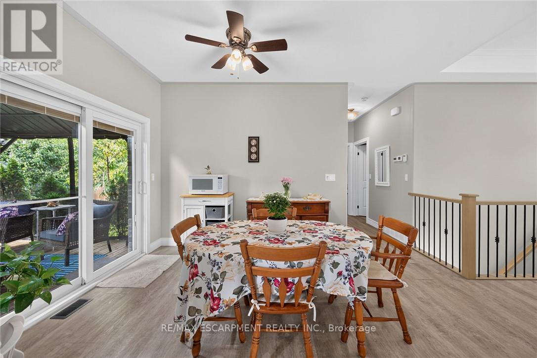 26 STONEBRIDGE PLACE - 18