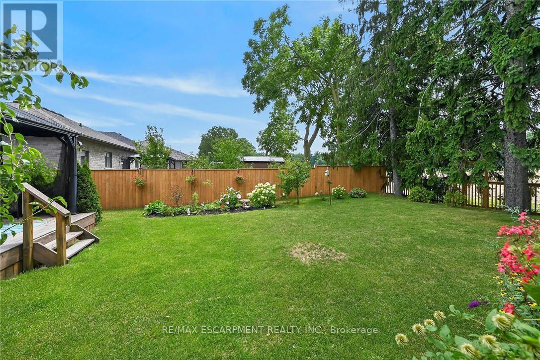 26 STONEBRIDGE PLACE - 38