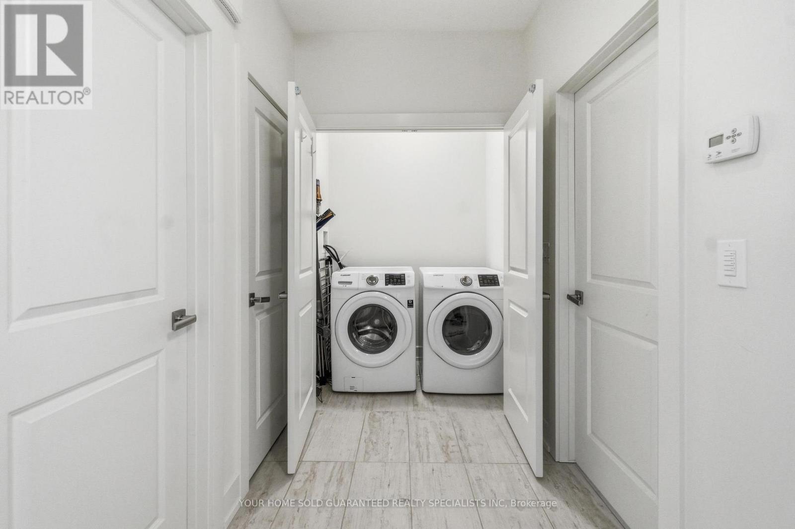 2 PROSPECT LANE - 22