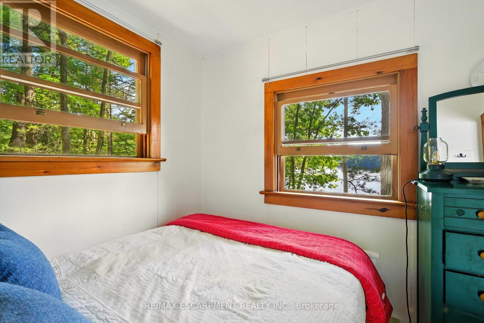 1009 FOGO STREET - 28
