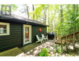 1009 Fogo Street, Muskoka Lakes, ON P0C1H0 Photo 14