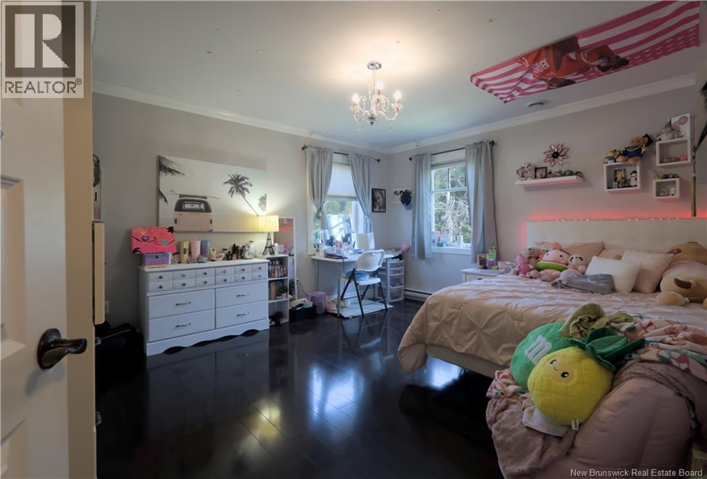18 Gulliver Street - 20
